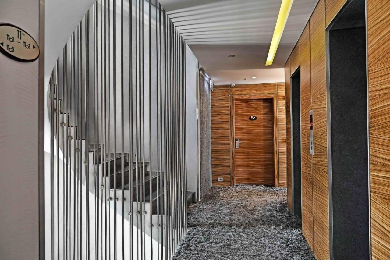 Warwick Stone 55 Hotel Beirut Exterior photo